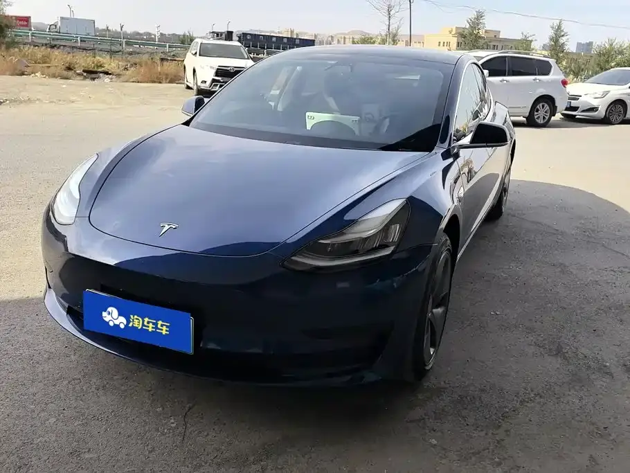 Tesla Model 3 Standard Range Rear-Wheel Drive Upgrade 2020