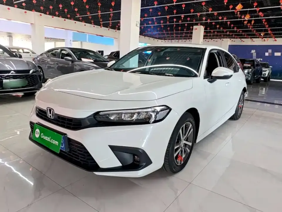 Honda Civic 240TURBO CVT Dynamic Edition 2025
