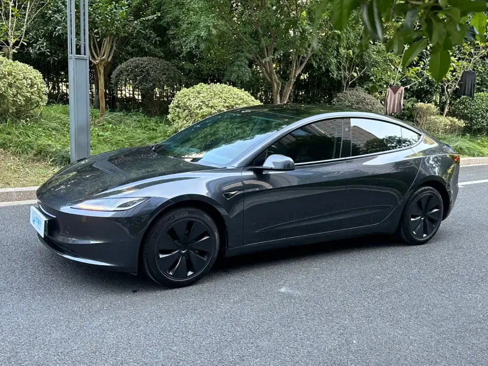 Tesla Model 3 Rear-Wheel Drive 2024