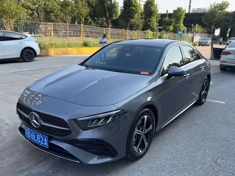 Mercedes-Benz A-Class A 200 L Fashion 2023