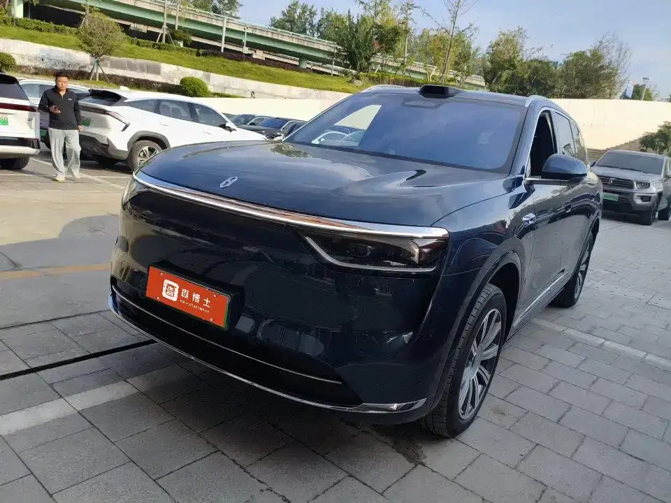 AITO Wenjie AITO M8 Range Extender Max+ Edition 53.4kWh 5-seater 2025