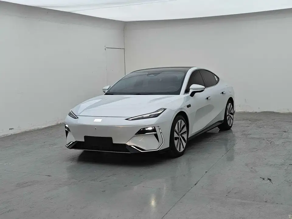 Geely Galaxy Galaxy E8 665km RWD Starship Voyager Edition 2024