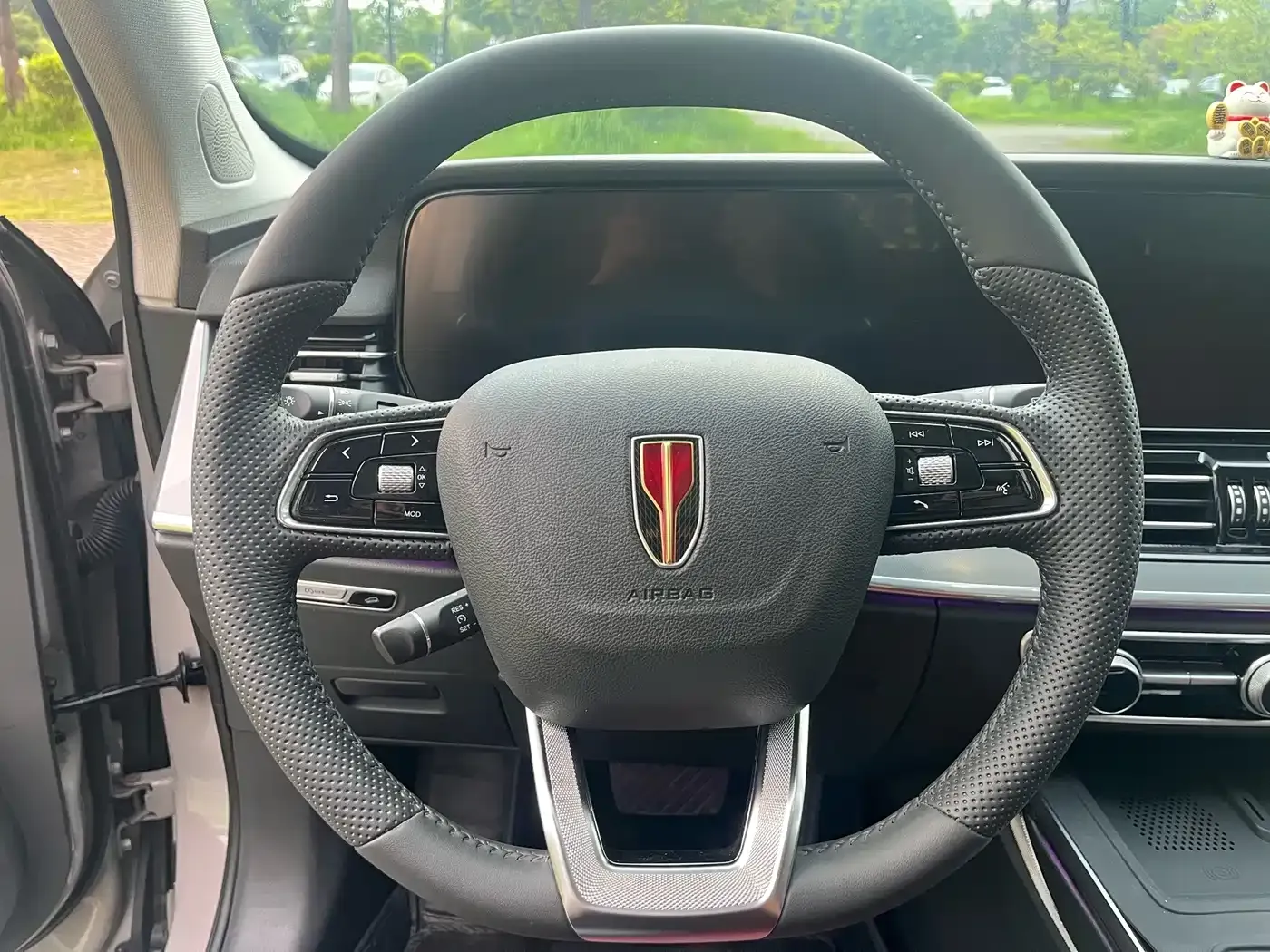 Hongqi HS5 2.0T Flag Enjoy Pro Edition 2023 — фото 11