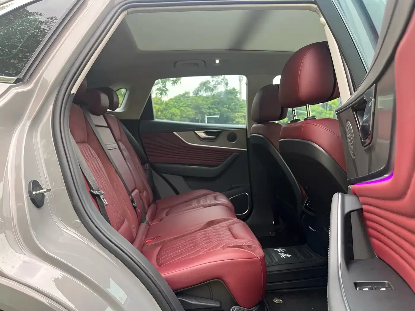 Hongqi HS5 2.0T Flag Enjoy Pro Edition 2023 — фото 14