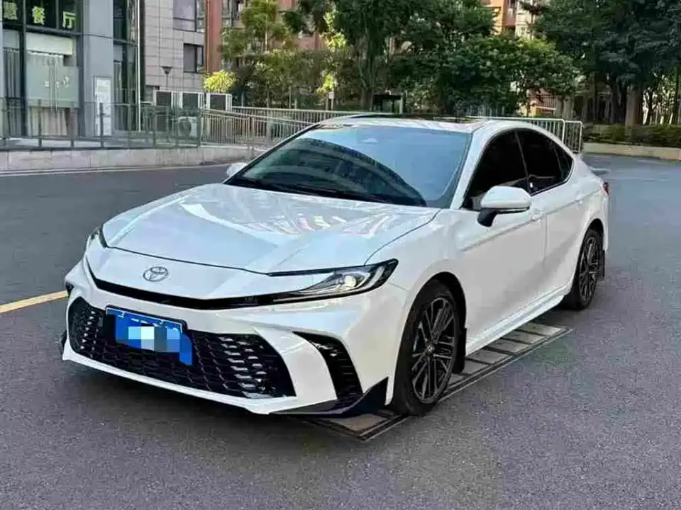 Toyota Camry Dual Engine 2.0HG Glory Edition 2026