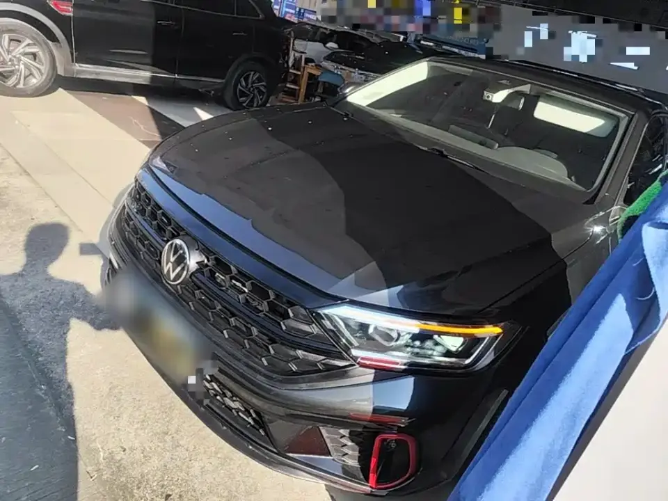 Volkswagen Sagitar 300TSI DSG Surpassing Edition 2023