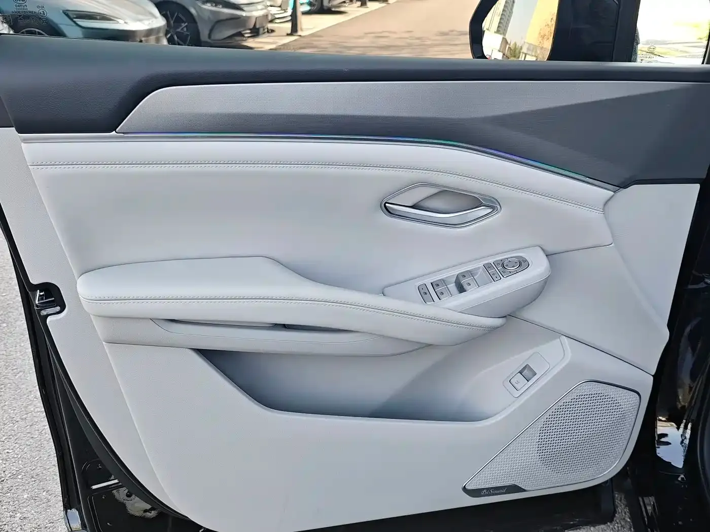 BYD Song Ultra Model Pure Electric 270kW 2026 — фото 16