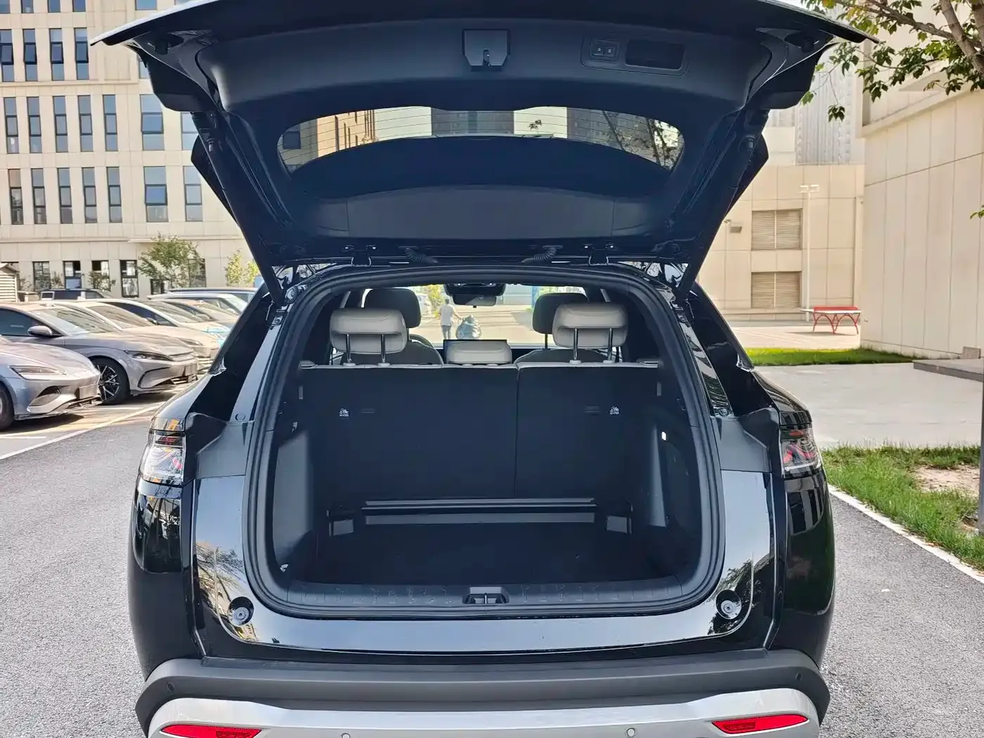 BYD Song Ultra Model Pure Electric 270kW 2026 — фото 11
