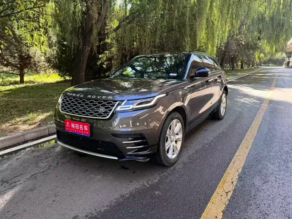 Land Rover Range Rover Velar 250PS Golden Collector's Edition 2022