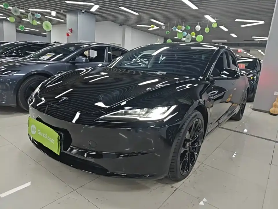 Tesla Model 3 Long Range All-Wheel Drive 2023