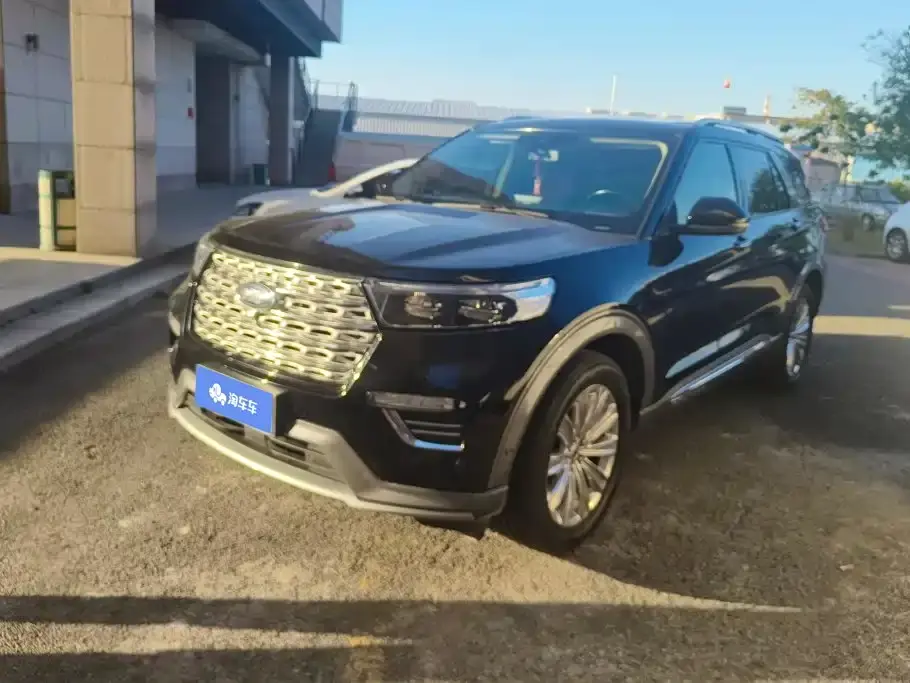 Ford Explorer EcoBoost 285 AWD Titanium Edition 7-Seater 2021