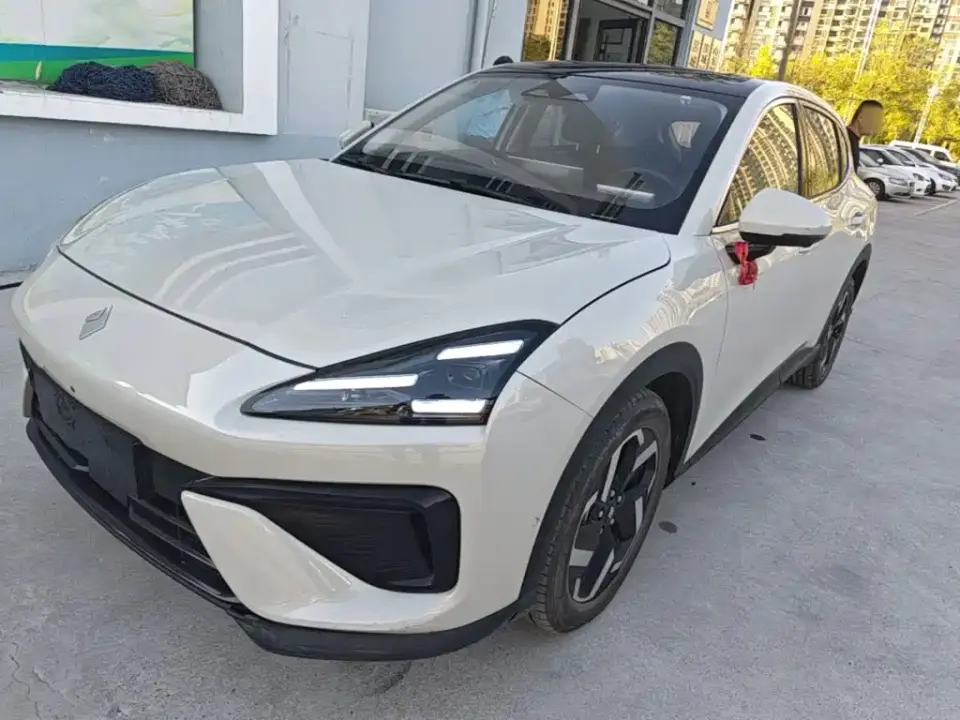 Baojun Yunhai 140km Plug-in Hybrid 2025