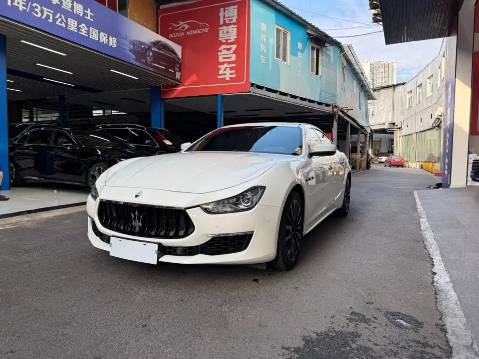 Maserati Ghibli 2.0T GT Edge Edition 2023