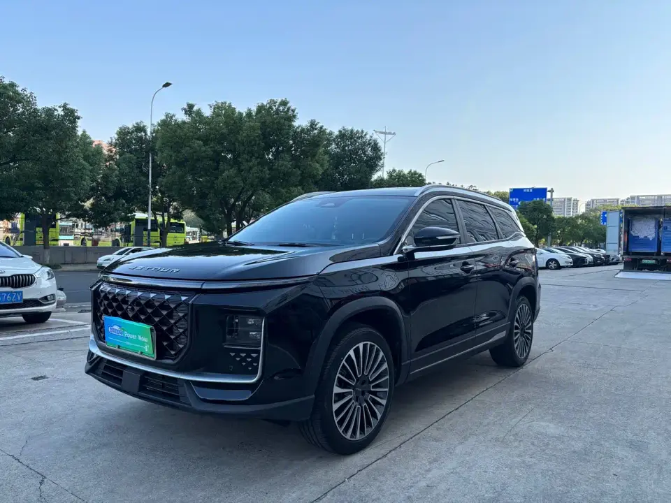 Jetour Shanhai L9 1.5TD 2DHT Pro 5-Seater 2024