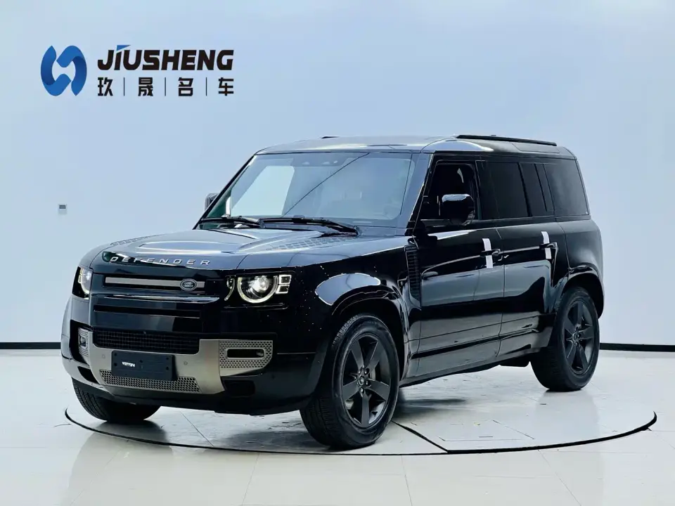 Land Rover Defender 110 3.0T P400 -Dynamic HSE 2025