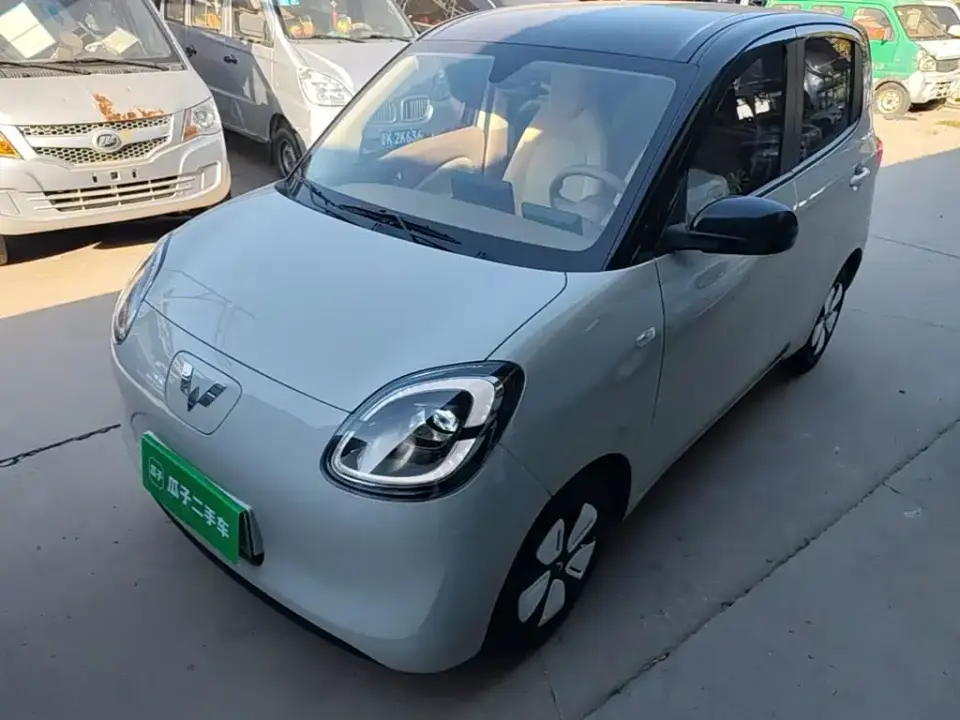 Wuling Motors Hongguang MINIEV 4-Door Premium+ Edition 2025