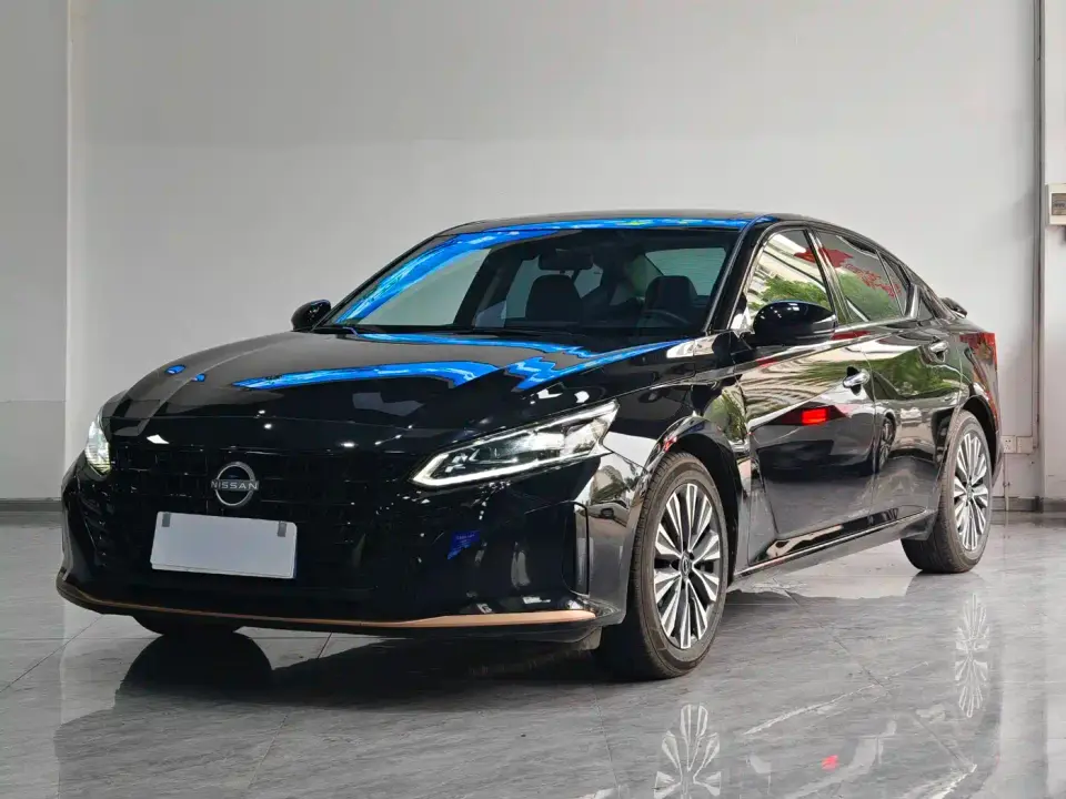Nissan Teana 2.0L SV Black Gold Edition 2024