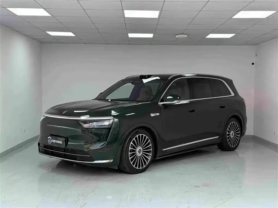 AITO Wenjie AITO M8 Extended Range Ultra 53.4kWh 6-Seater 2025