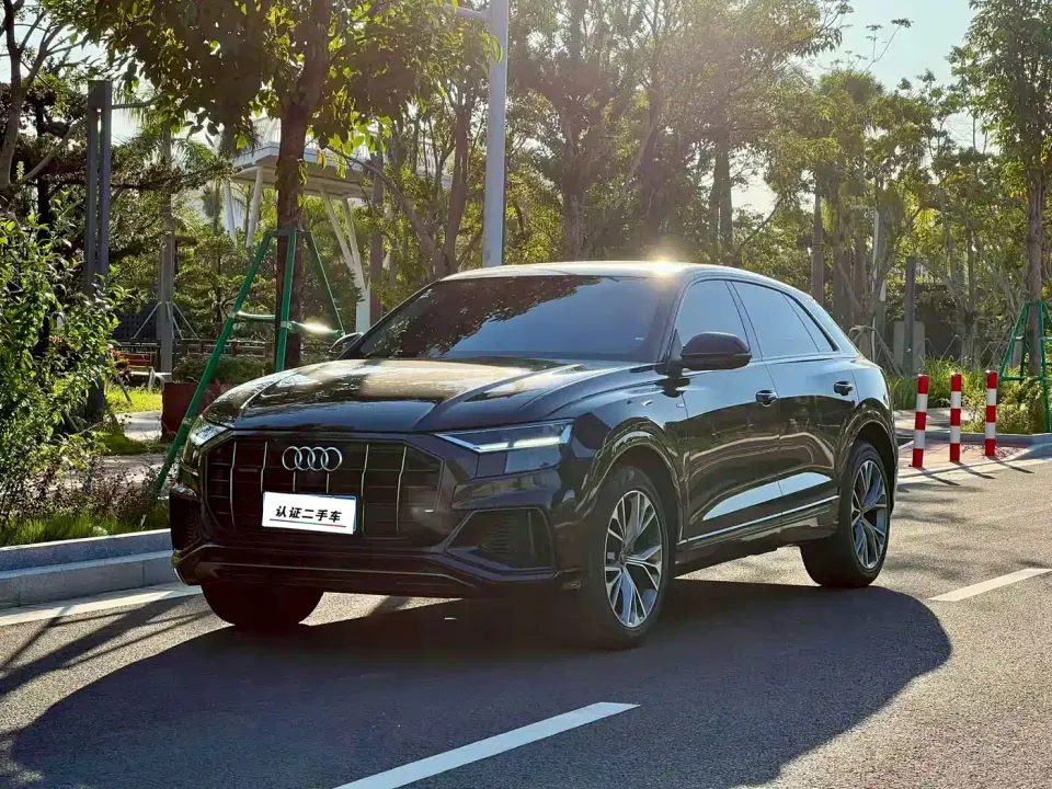 Audi Q8 Model 55 TFSI Luxury Dynamic 2021