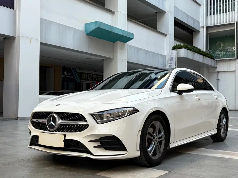 Mercedes-Benz A-Class A 180 L Sport Sedan 2022