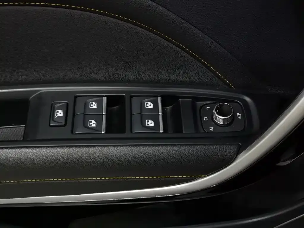 Besturn Bestune T77 PRO 280 TID Automatic Luxury 2020 — фото 9