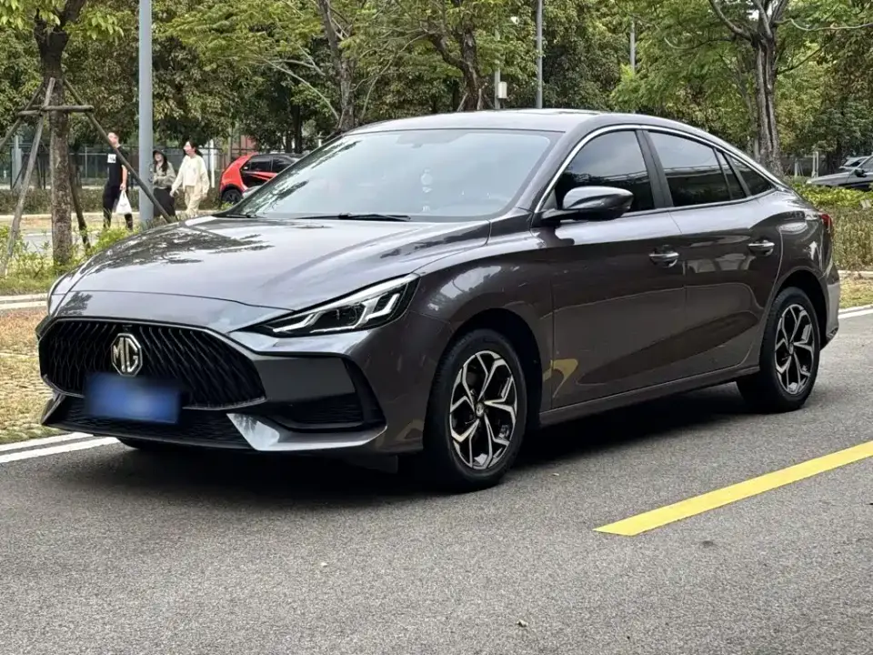 MG MG5 180DVVT CVT Youth Luxury Edition 2022