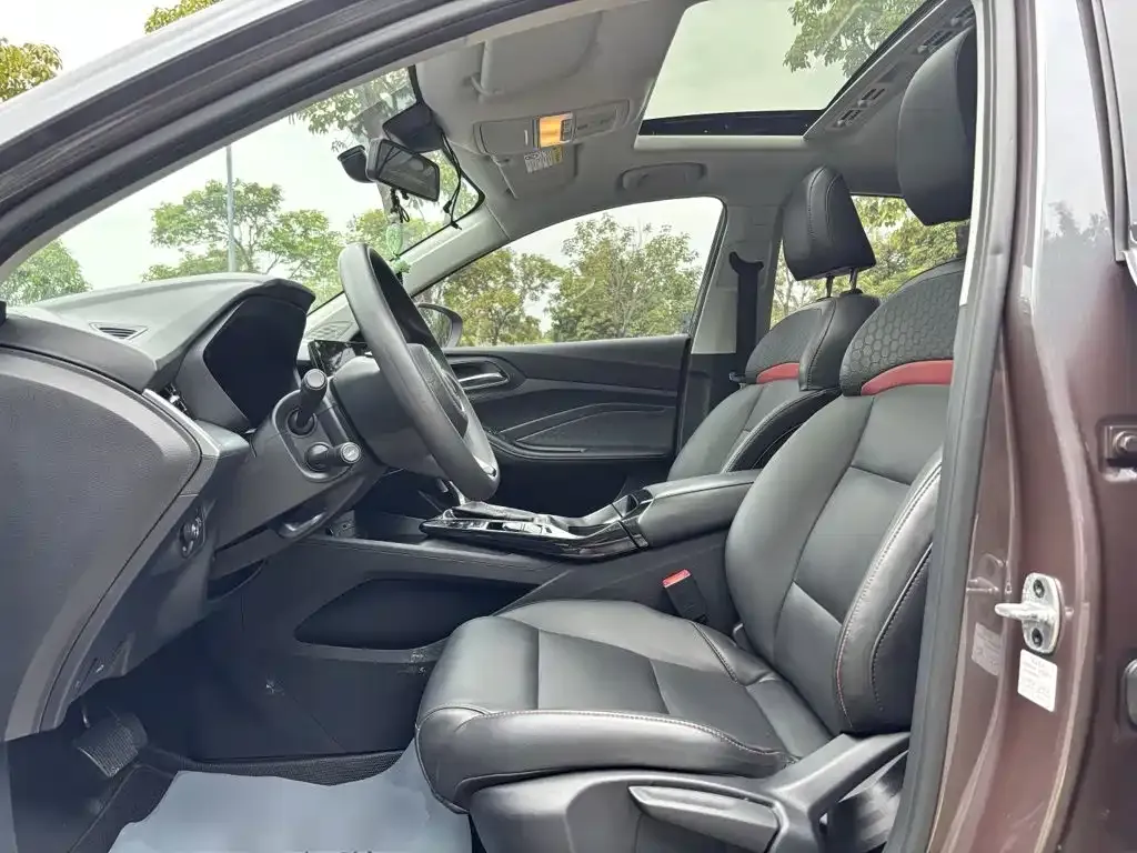 MG MG5 180DVVT CVT Youth Luxury Edition 2022 — фото 15