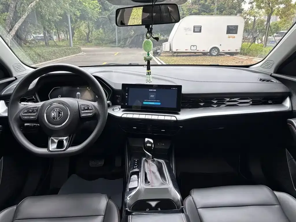 MG MG5 180DVVT CVT Youth Luxury Edition 2022 — фото 10