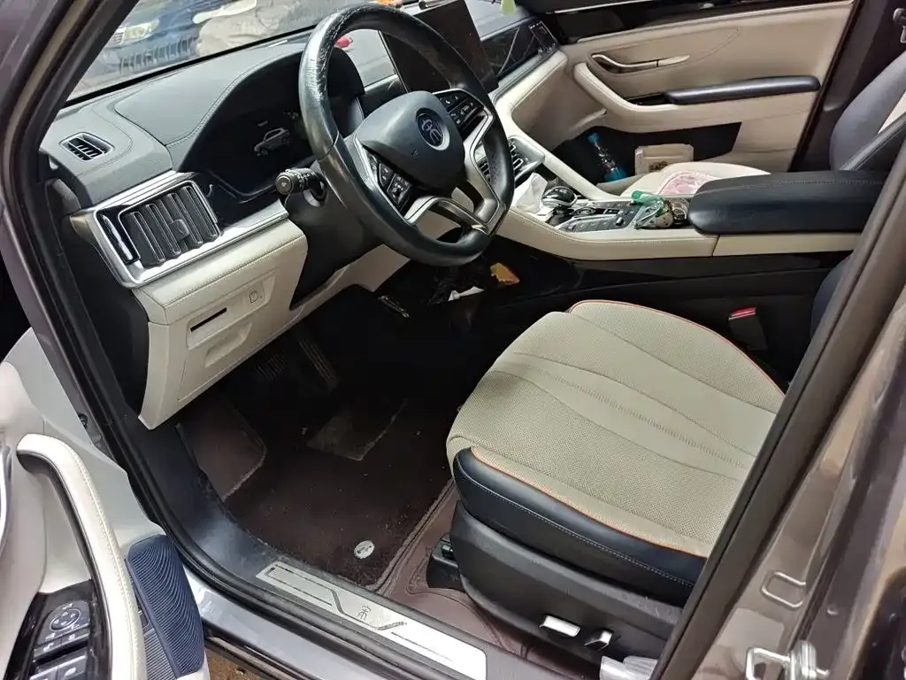 BYD Song PLUS PHEV DM-i 110KM Flagship PLUS 2023 — фото 14
