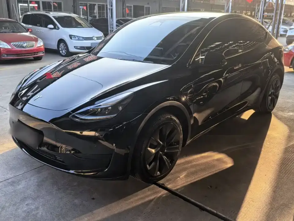 Tesla Model Y Facelift Rear-Wheel Drive Version 2023
