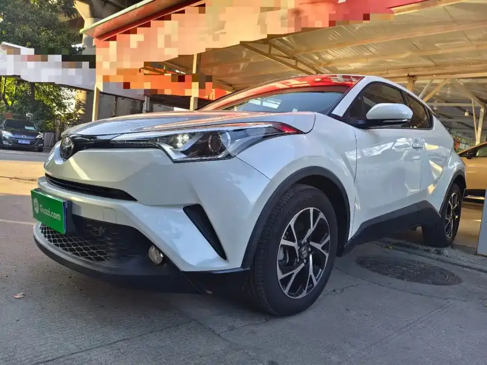 Toyota C-HR Model 2.0L Leading 2019
