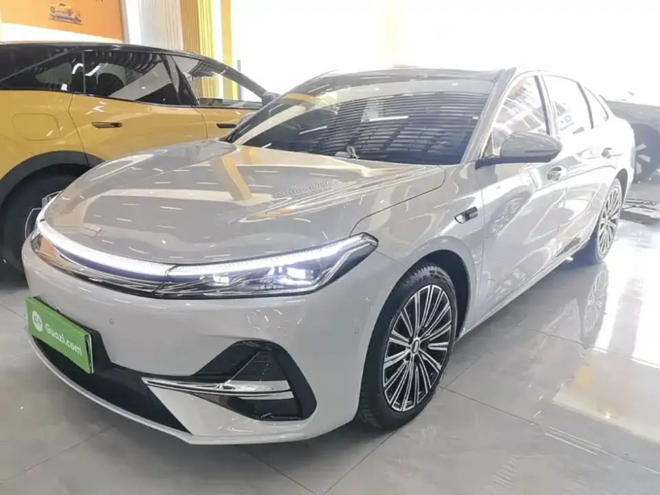 Geely Galaxy Galaxy A7 EM-i 2026