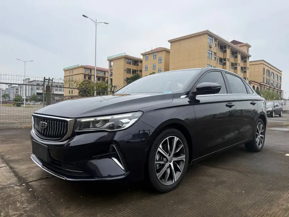 Geely Emgrand 4th Generation 1.5L CVT Premium 2022