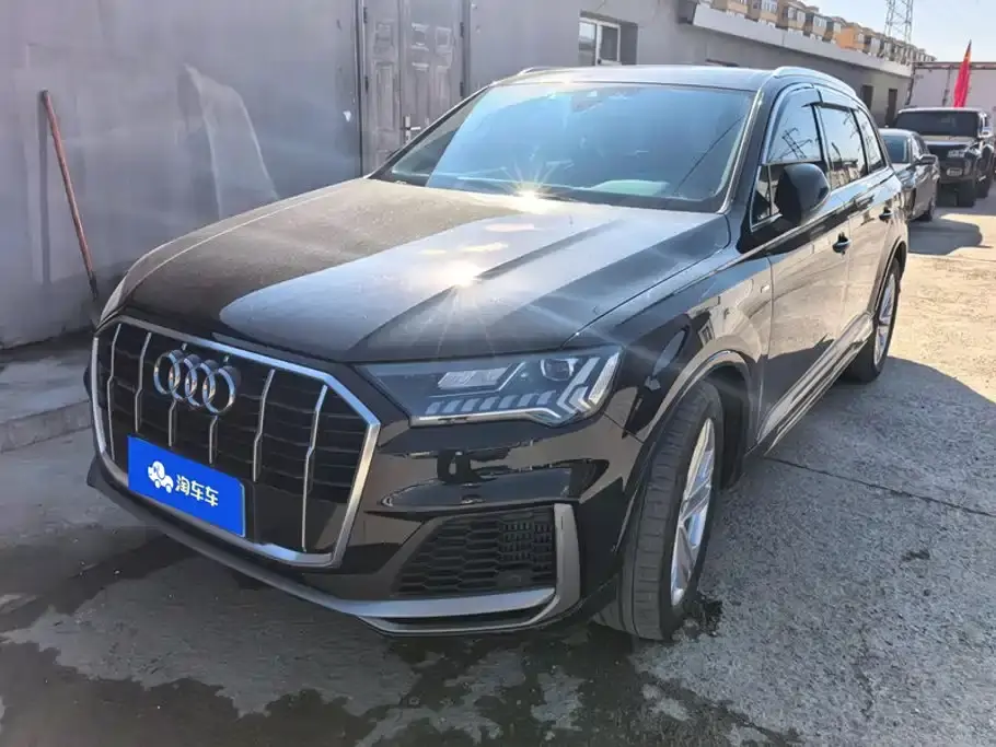 Audi Q7 55 TFSI quattro S line Sport 2023