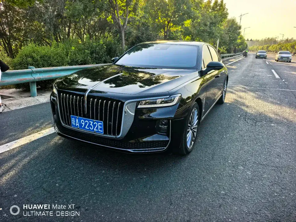 Hongqi H9 2.0T Smart Connect Flag Enjoy Edition 2022