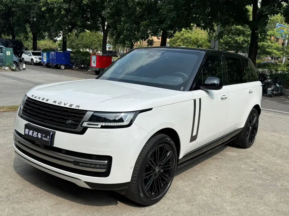 Land Rover Range Rover 3.0 L6 400PS Golden Age 7-Seater Long Wheelbase 2023