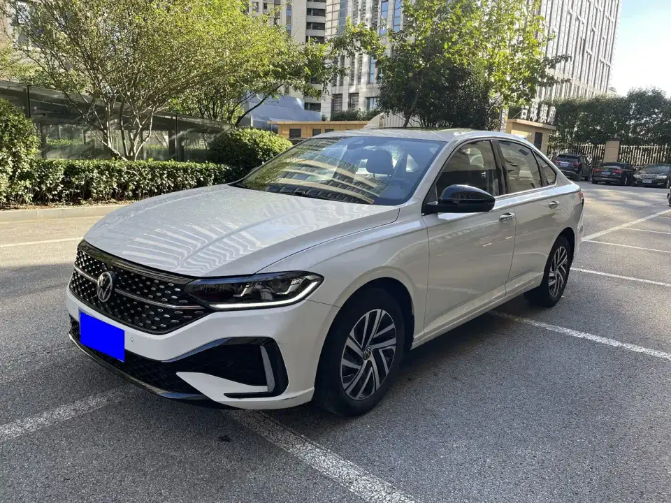 Volkswagen Lavida Model 300TSI DSG Starlight Leading Edition 2024