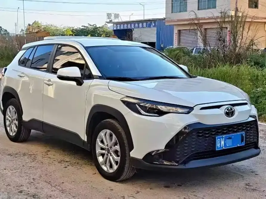Toyota Frontlander 2.0L CVT Prestige Edition 2023