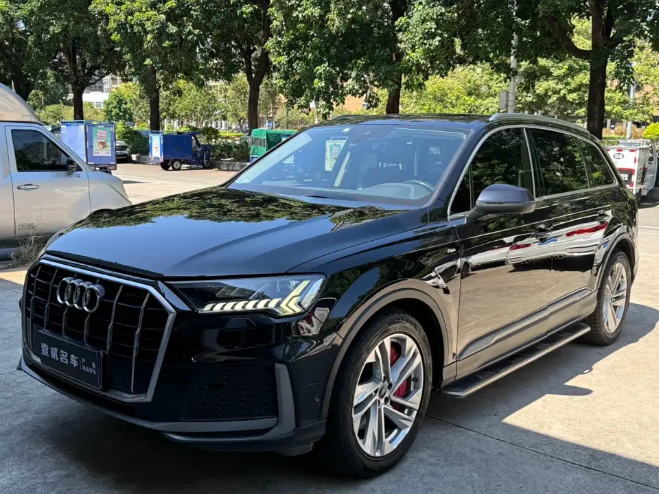 Audi Q7 45 TFSI quattro S line Sport 2021