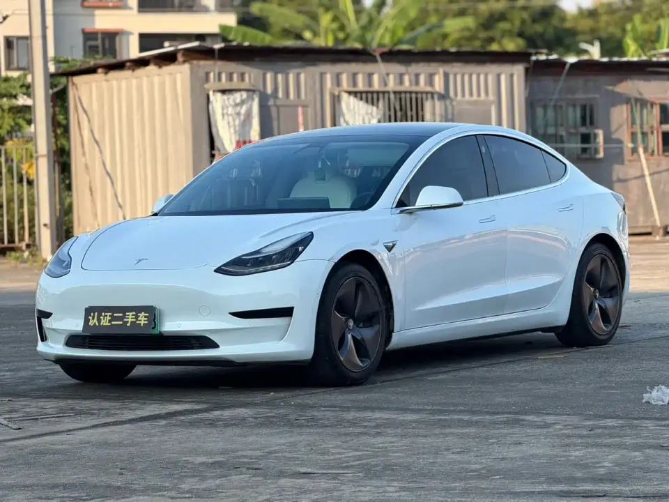Tesla Model 3 Standard Range Rear-Wheel Drive Upgrade 2020