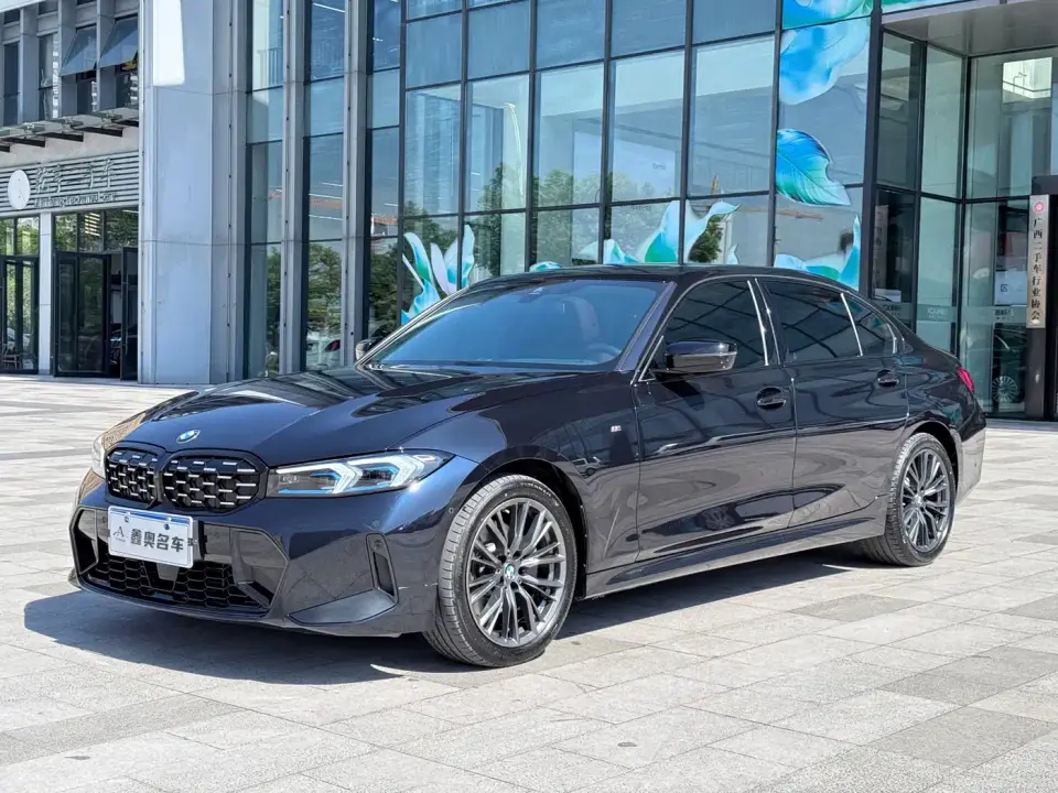 BMW 3 Series 330Li M Sport Shadowline Package 2024