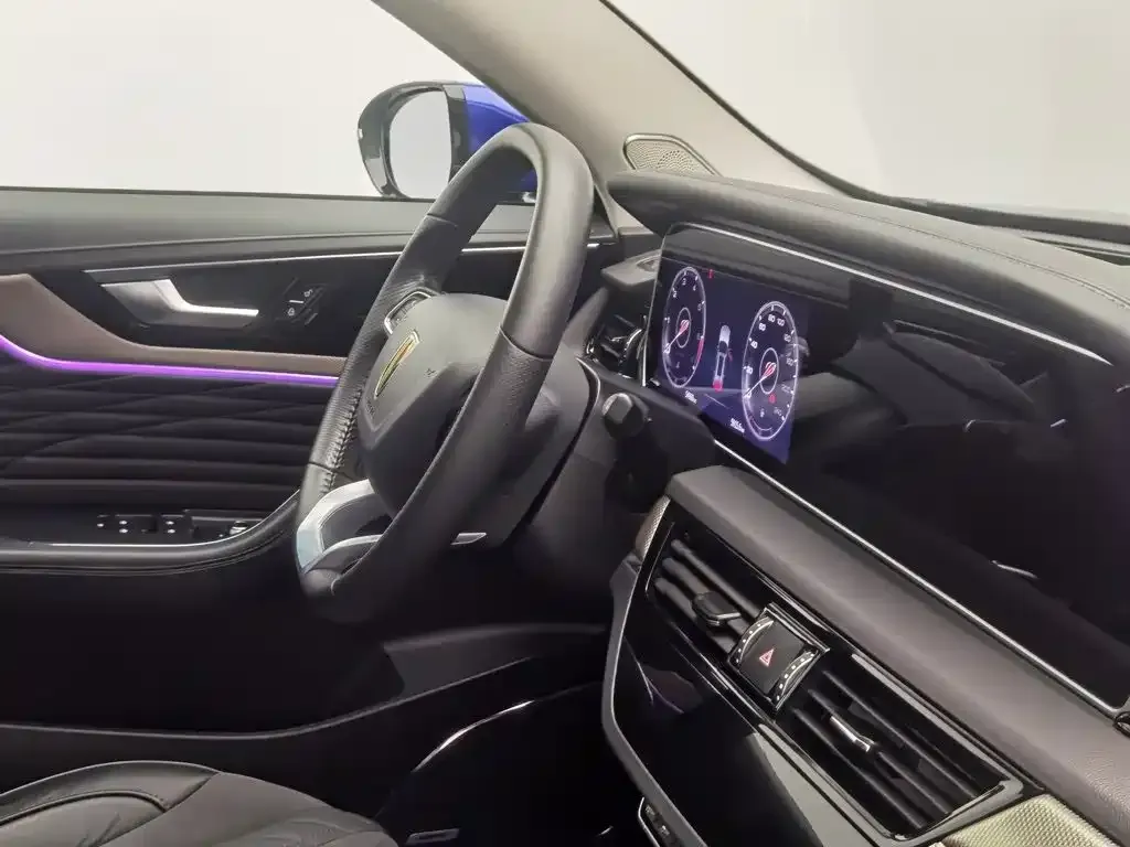 Hongqi HS5 Facelift 2.0T Smart Flag Enjoyment Edition 2022 — фото 22