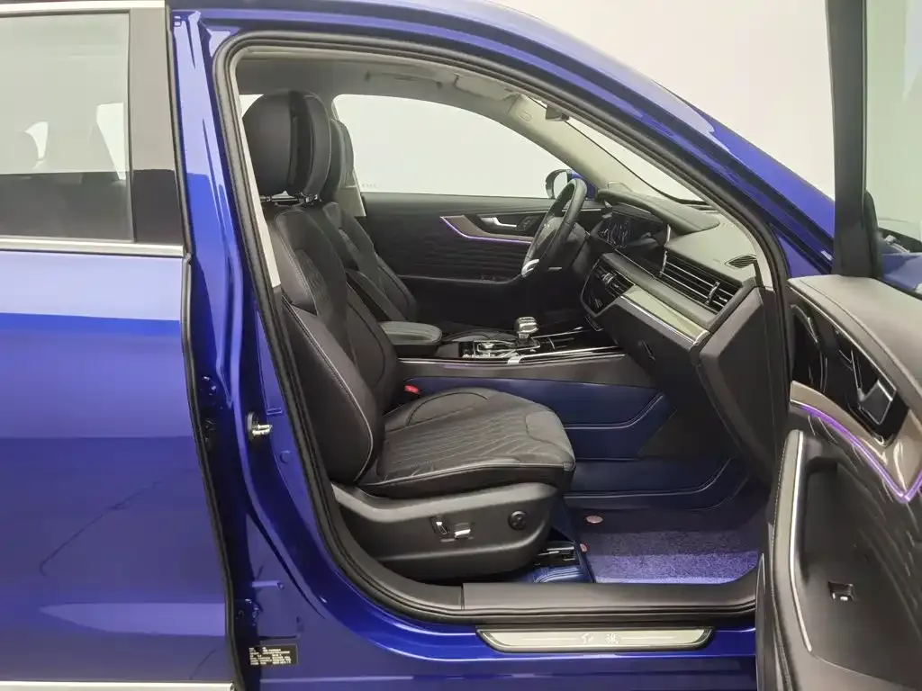 Hongqi HS5 Facelift 2.0T Smart Flag Enjoyment Edition 2022 — фото 23