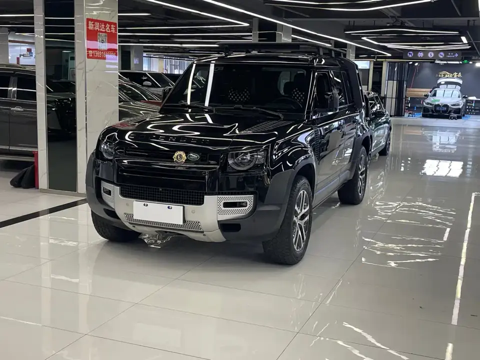 Land Rover Defender 110 P400 Dark Special Edition 2023