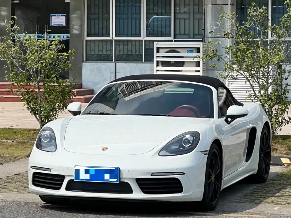 Porsche 718 Boxster Style Edition 2.0T 2024