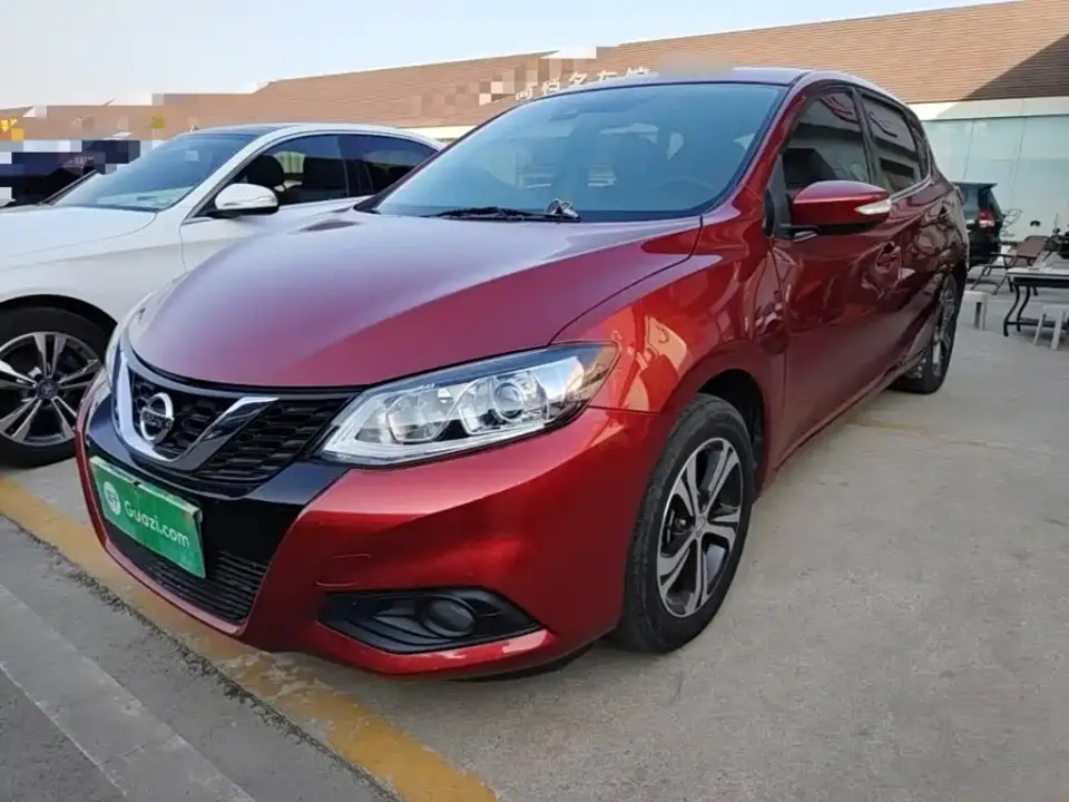 Nissan Tiida 1.6L CVT Smart Edition 2020