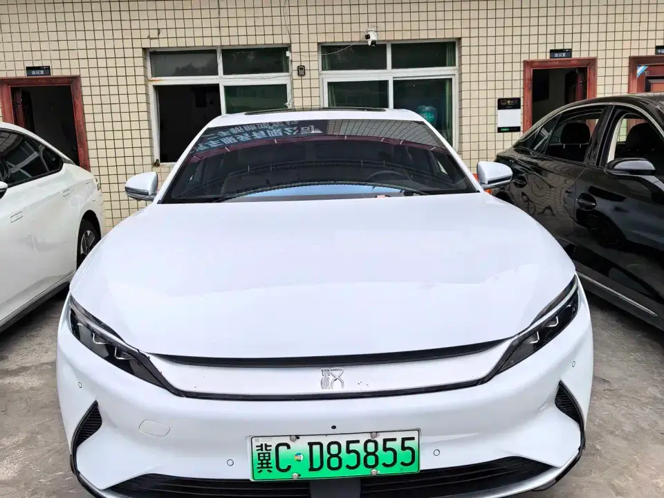 BYD Han EV Standard Range Luxury 2022