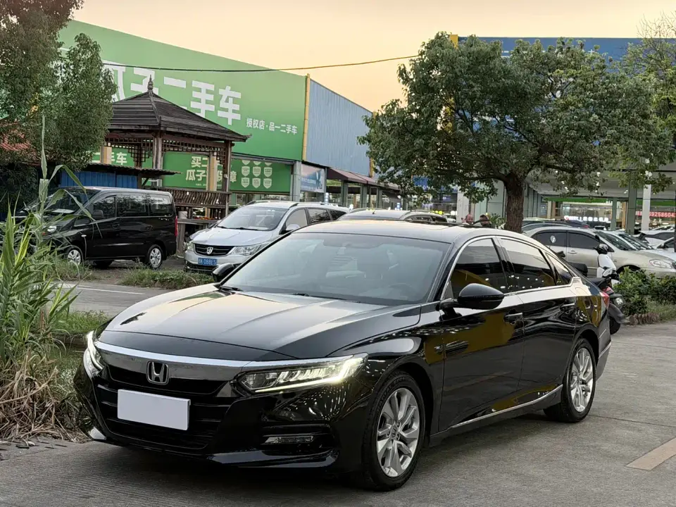 Honda Accord 260TURBO Elite Edition China V 2019