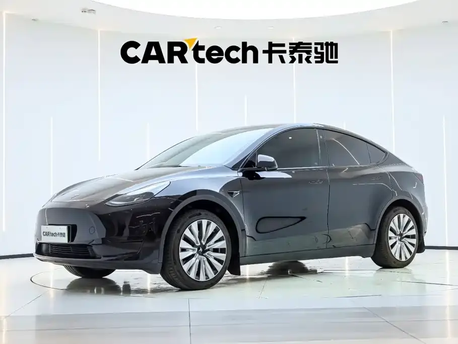 Tesla Model Y Facelift Rear-Wheel Drive Version 2023