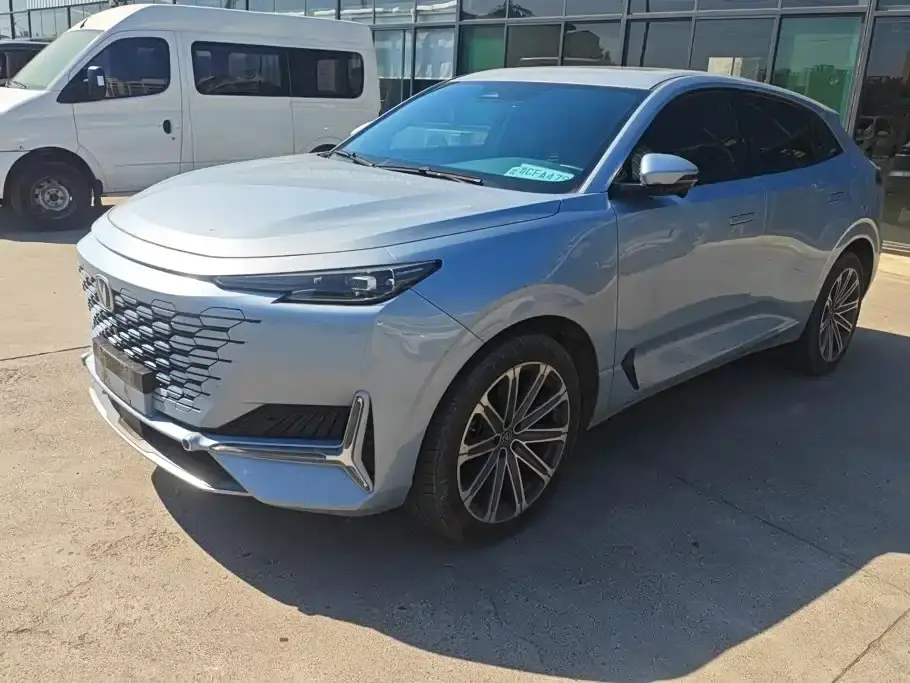 Changan UNI-K 2.0T AWD Premium 2021